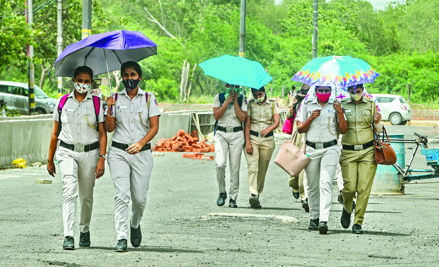 Delhi records highest max temp for February in 2 years Delhi records highest max temp for February in 2 years