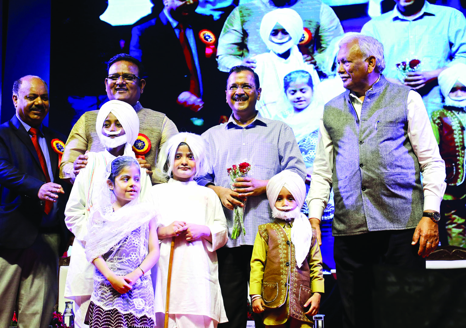 CM felicitates   24 sr citizens
