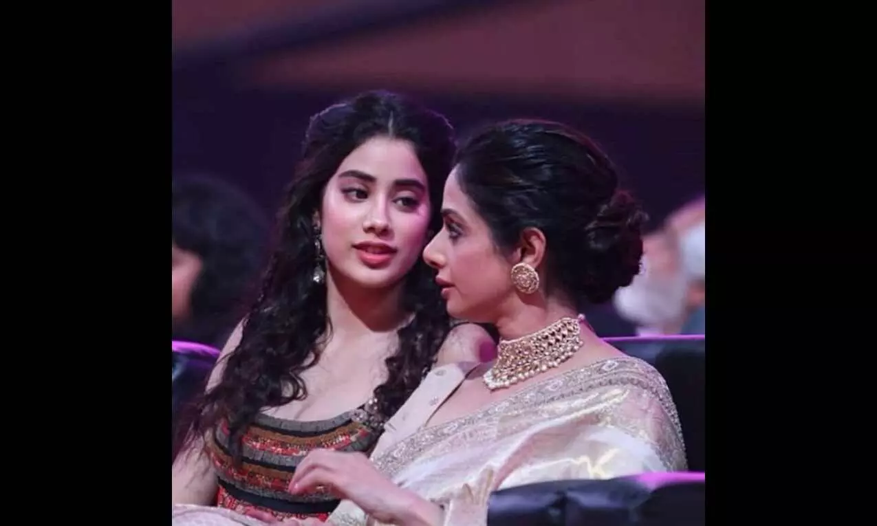 Janhvi Kapoor gets emotional on remembering her late mother Sridevi