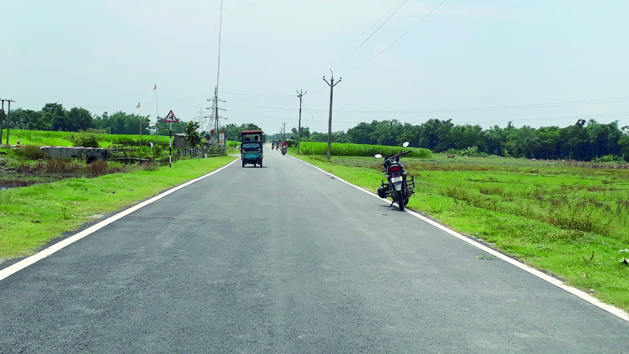 Govt aims to finish road repair works before polls