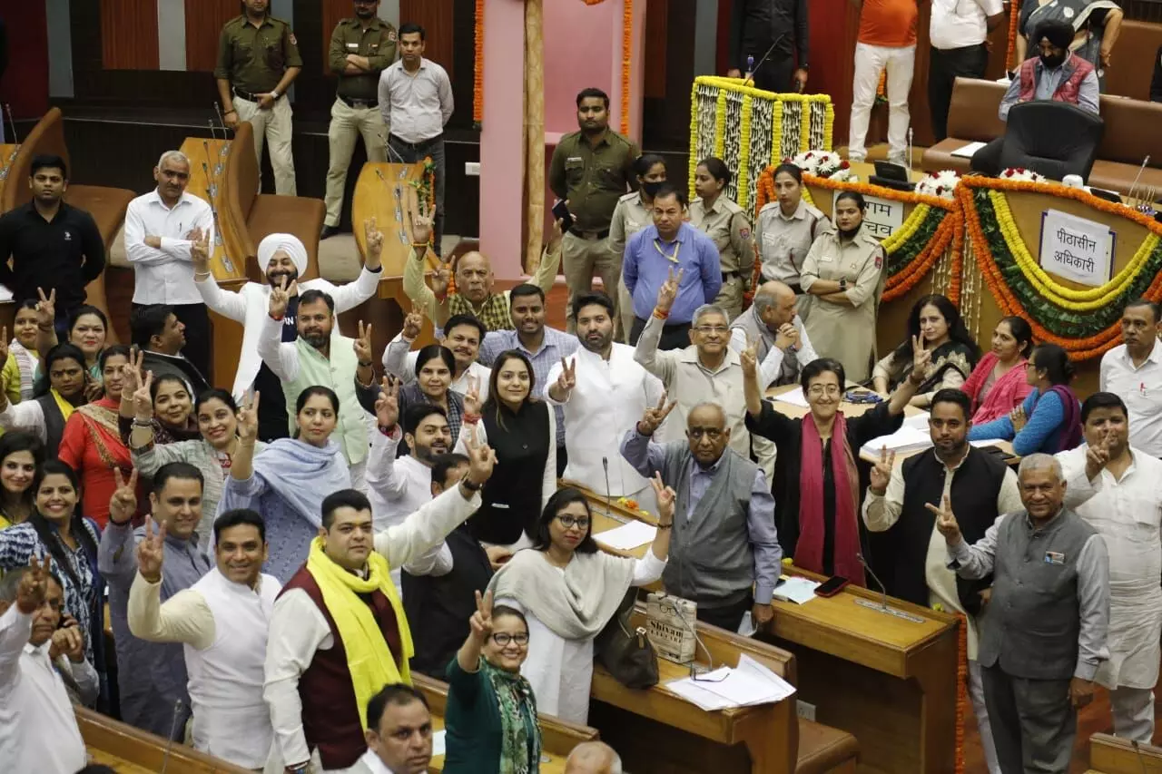 MCD House reconvenes to hold standing committee members election; BJP councillors continue to chant slogans