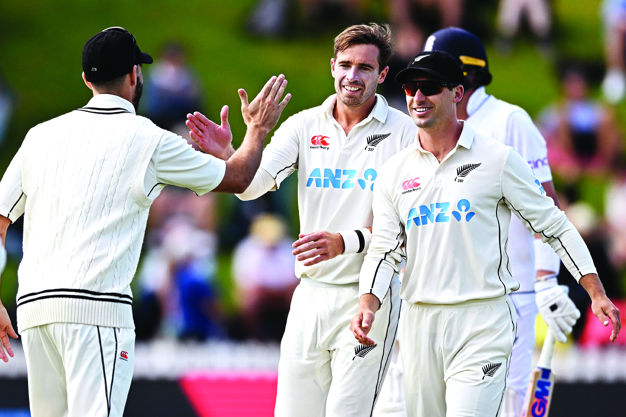 New Zealand edge Eng by 1 run in Test cricket thriller