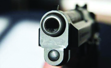 Court acquits man accused of carrying country-made pistol in Metro station