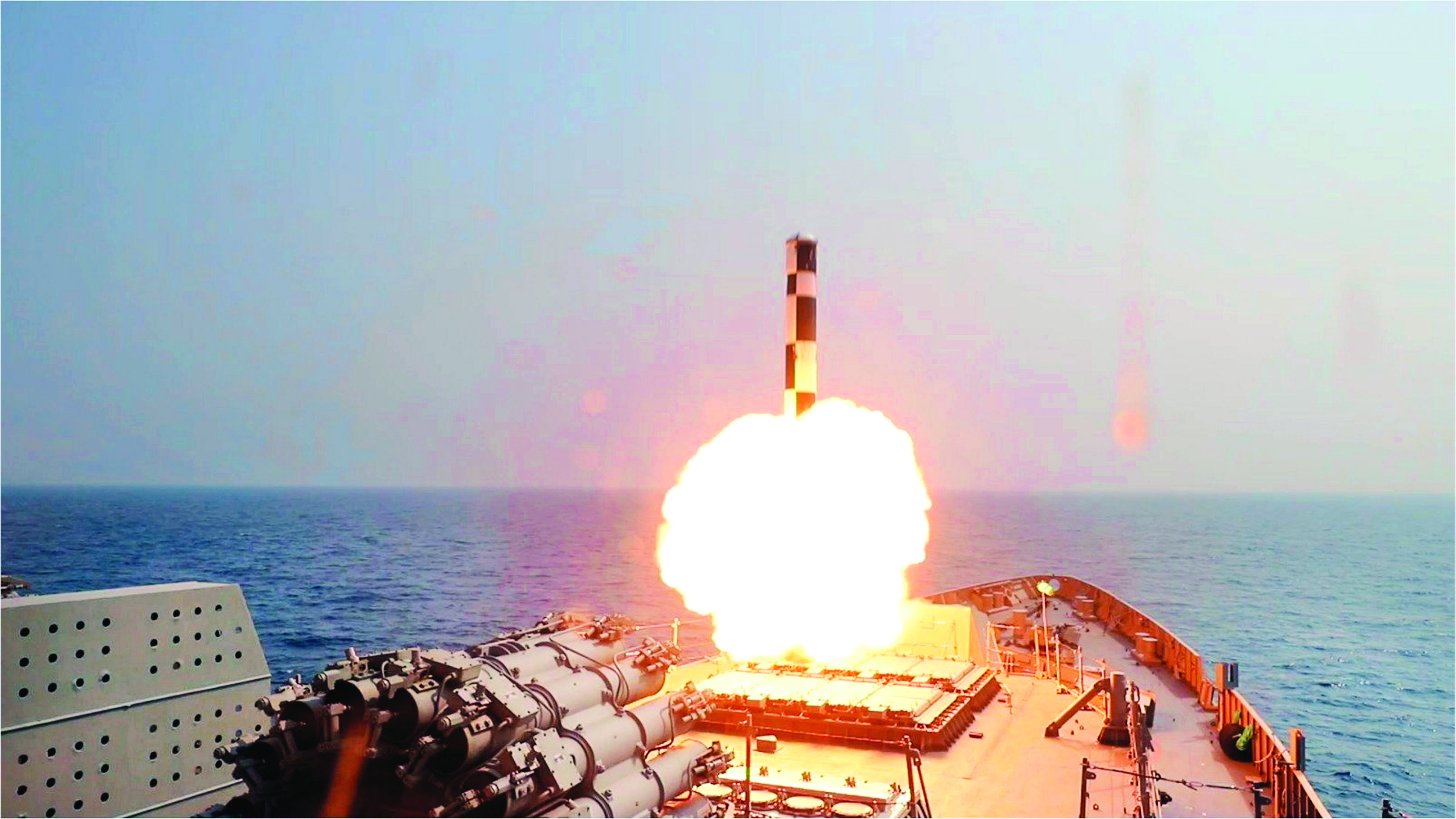 Navy successfully test-fires BrahMos missile in Arabian Sea Navy successfully test-fires BrahMos missile in Arabian Sea
