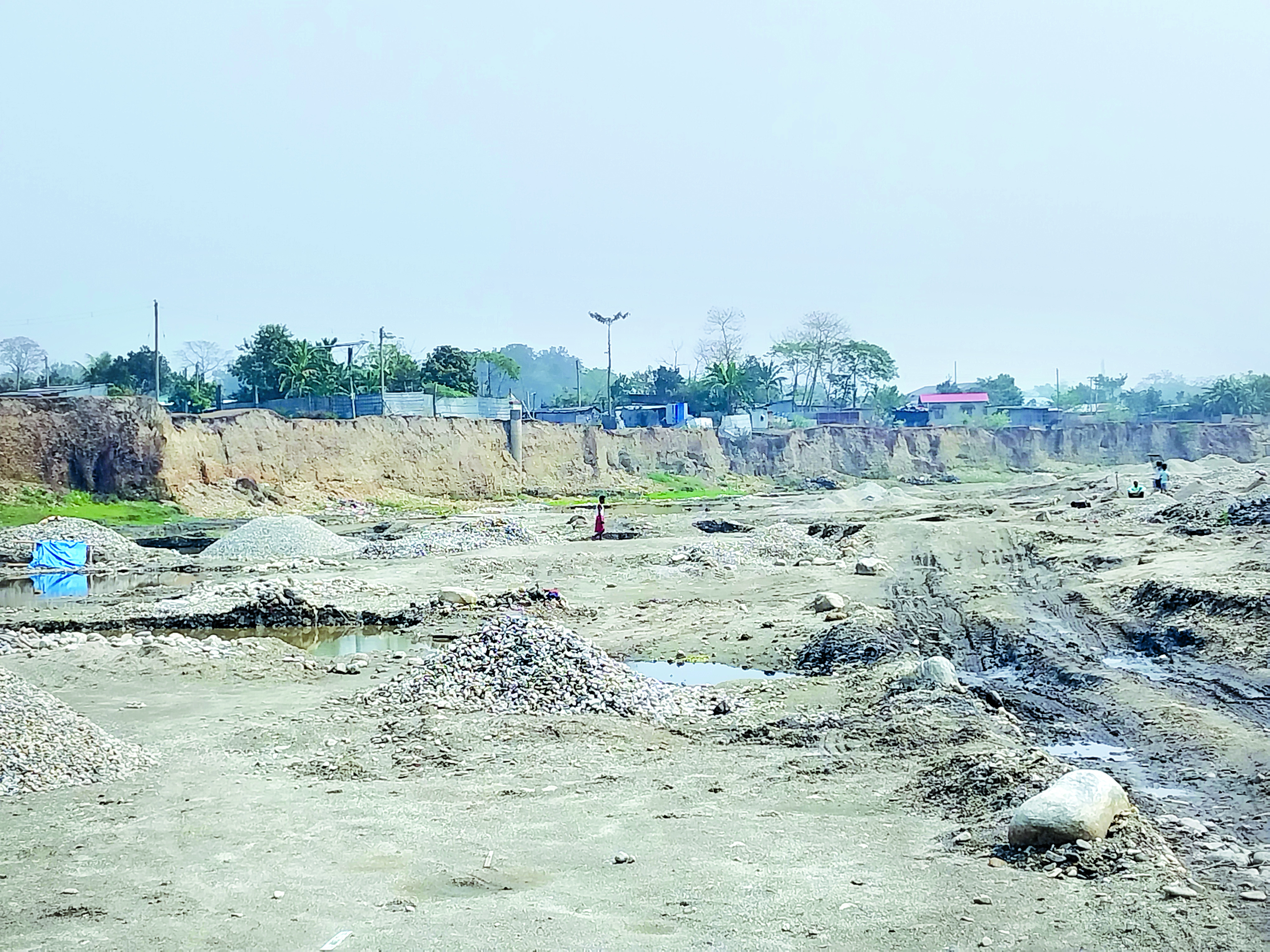 Illegal sand quarrying: Ex-gratia of Rs 2L each for kin of deceased
