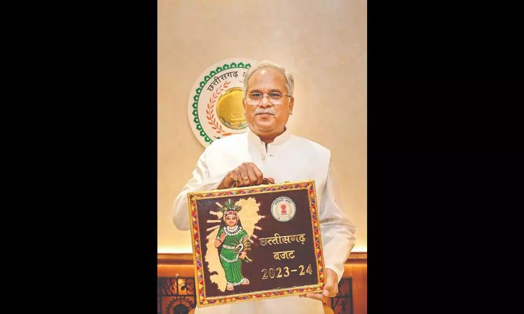 Ch’garh govt announces Rs 2,500 monthly allowance to unemployed youth in Budget