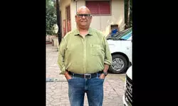 B-Town mourns the loss of Satish Kaushik B-Town mourns the loss of Satish Kaushik