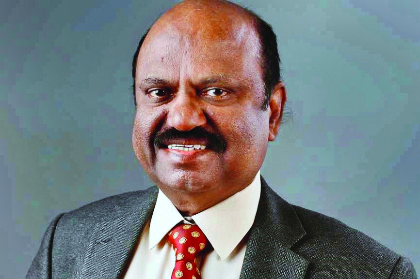 Guv meets govt employees, urges to choose ‘dialogue over hunger strike for solution’