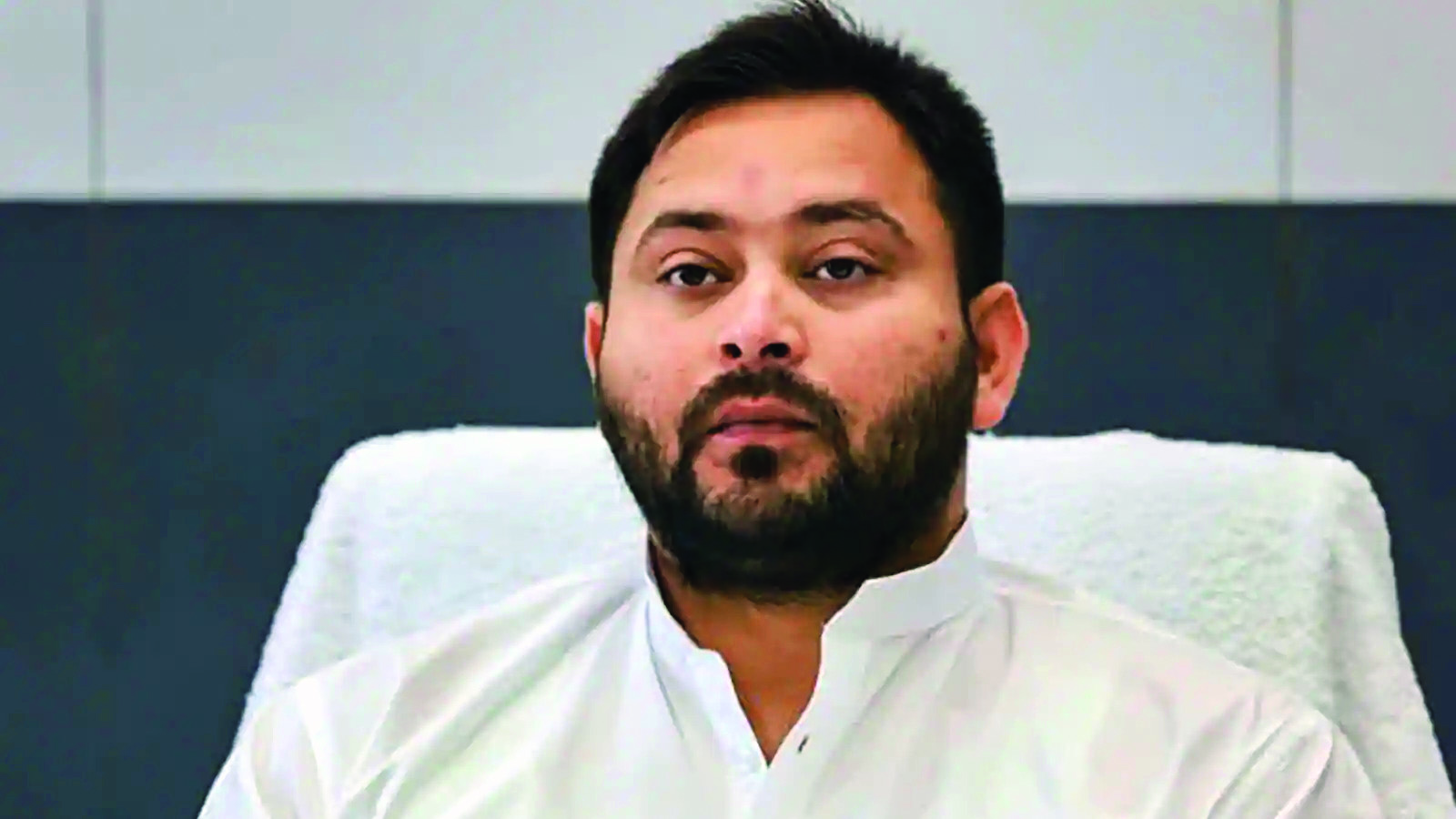 Tejashwi Yadav rubbishes claims that   Rs 600 cr was recovered from his family
