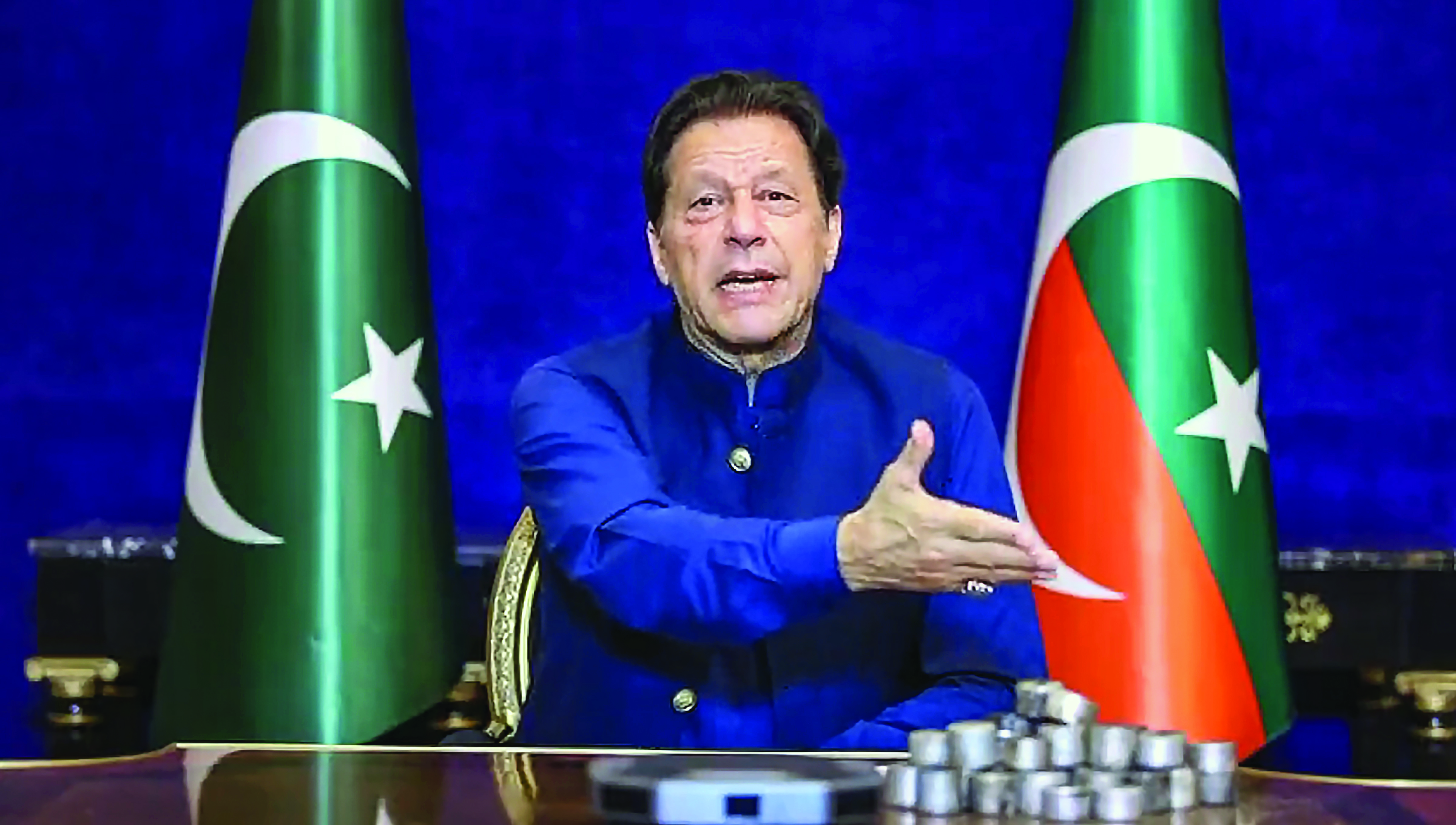 Pak Rangers retreat from Imran Khan’s residence