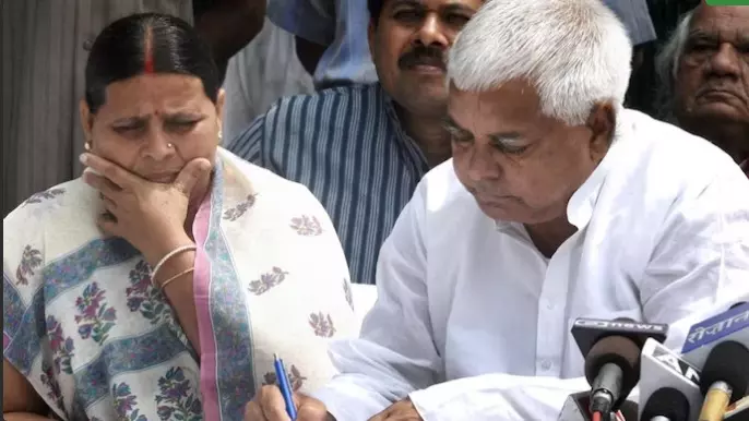 Land-for-job scam: Delhi court gives bail to Lalu, Rabri and Misa Bharti