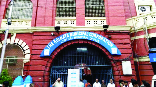 City civic body demolishes illegal construction in Garden Reach area