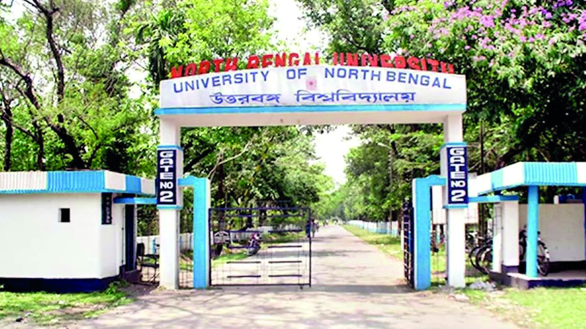 Administrative crisis at North Bengal University deepens