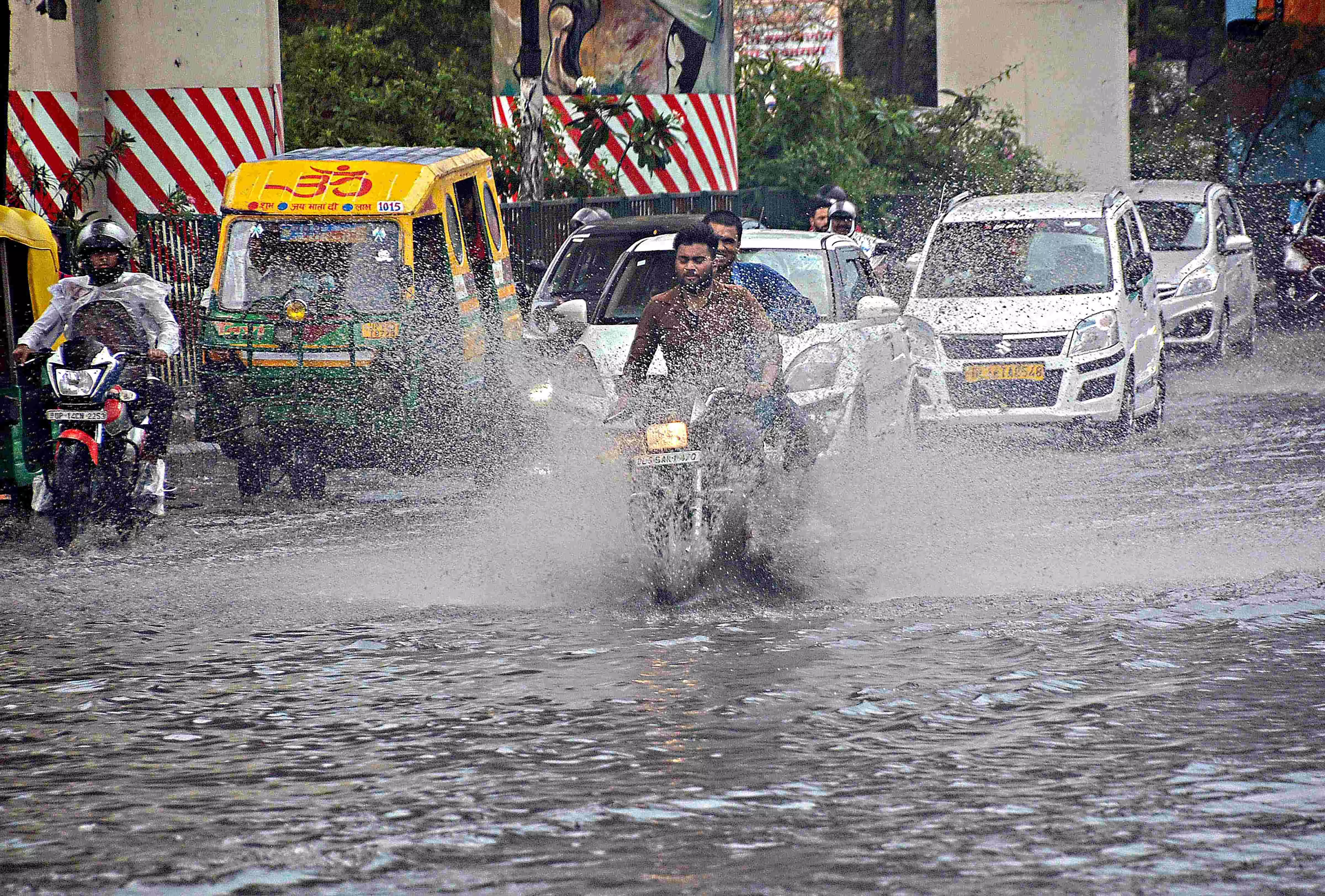 IMD asks farmers of Pb, Haryana and MP to postpone harvesting