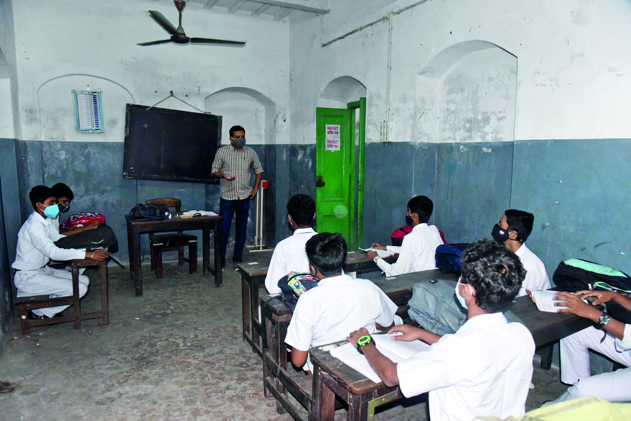 ‘School dropout rate highest in UP, Gujarat, Assam; Bengal fairs better’ ‘School dropout rate highest in UP, Gujarat, Assam; Bengal fairs better’