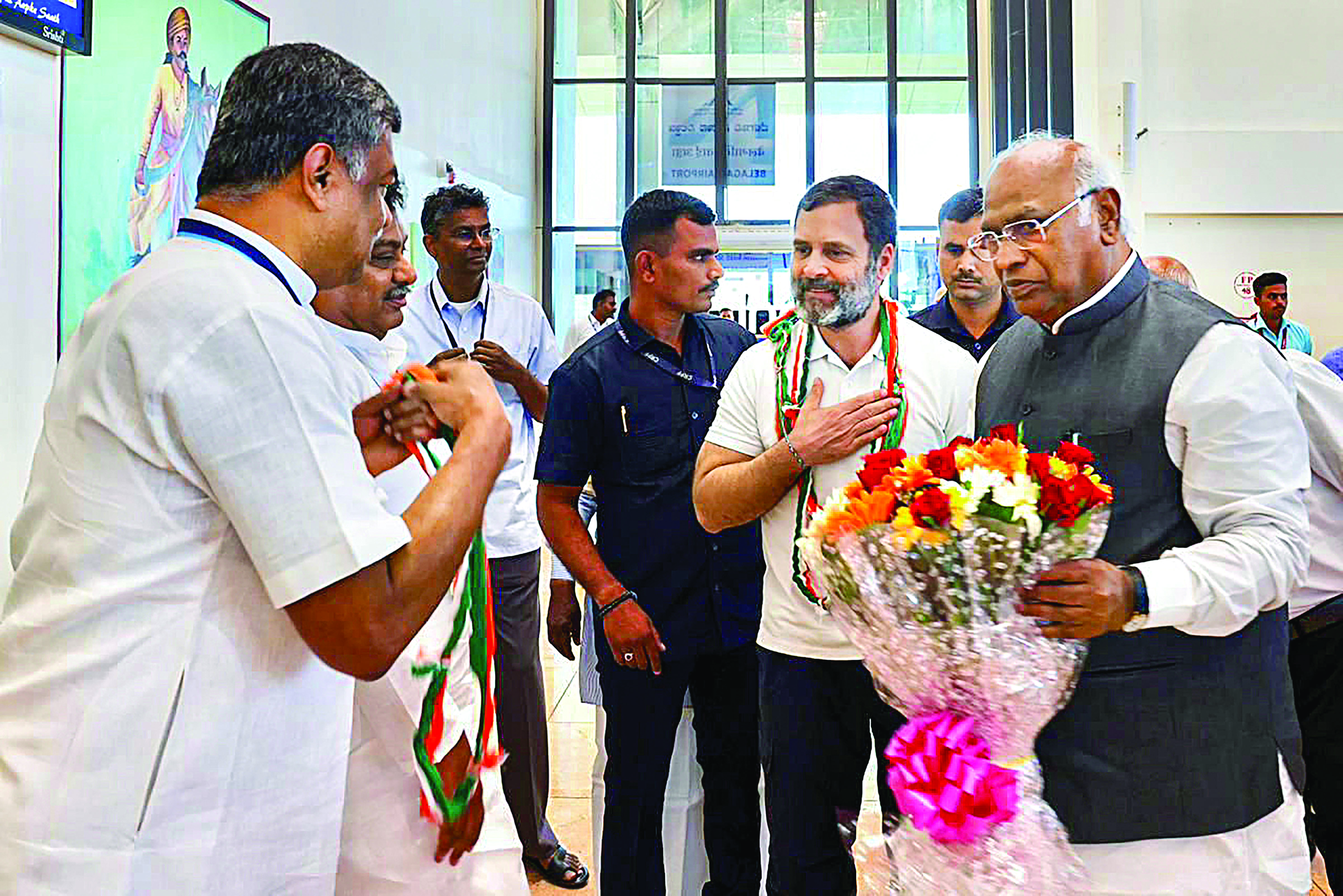Rahul calls on party leaders to fight BJP in united manner