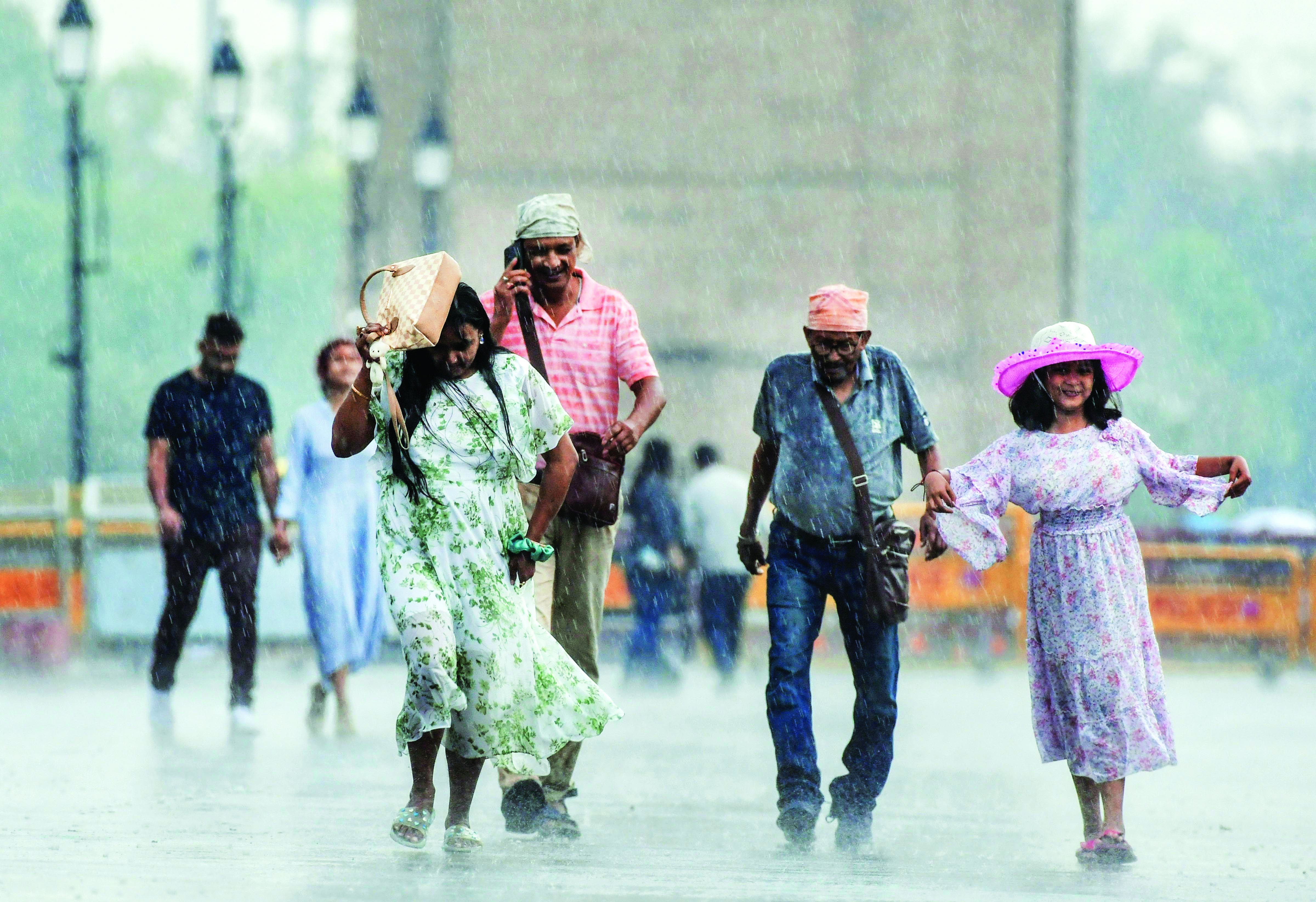 Heavy rain lashes parts of Capital