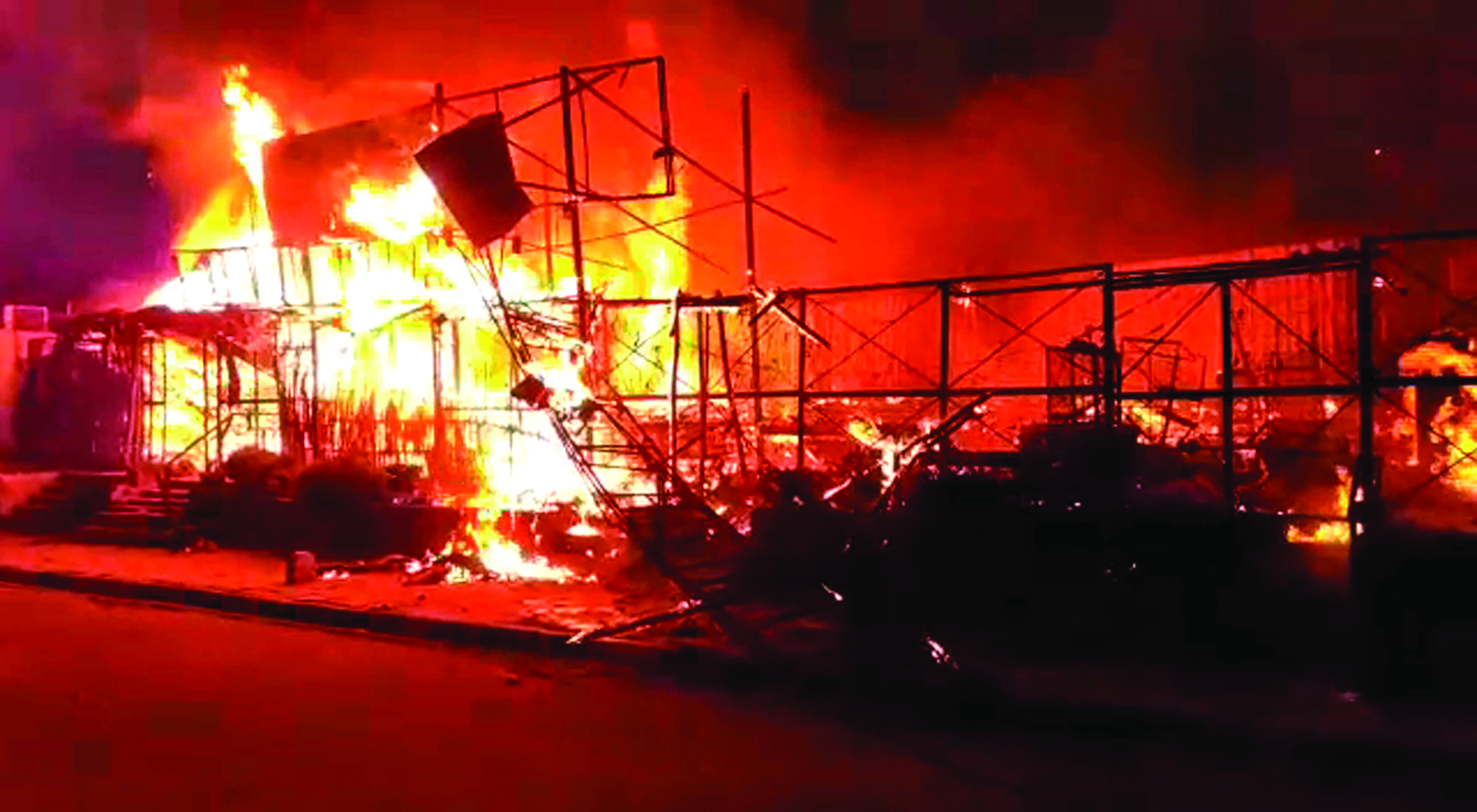 Fire at salon in Hatibagan doused after about 2 hours, none hurt Fire at salon in Hatibagan doused after about 2 hours, none hurt