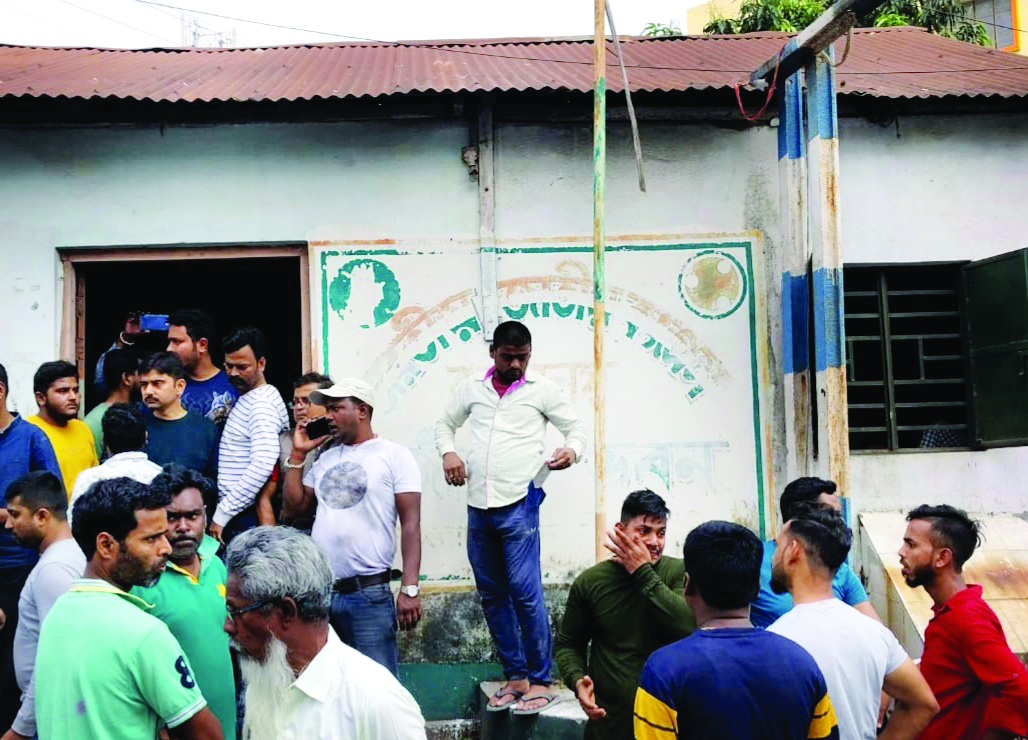 ‘BJP leader heckles Chairman of Siliguri Municipal Corporation’ ‘BJP leader heckles Chairman of Siliguri Municipal Corporation’