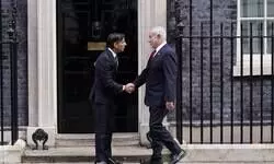 Protesters greet Netanyahu as he meets UK leader in London