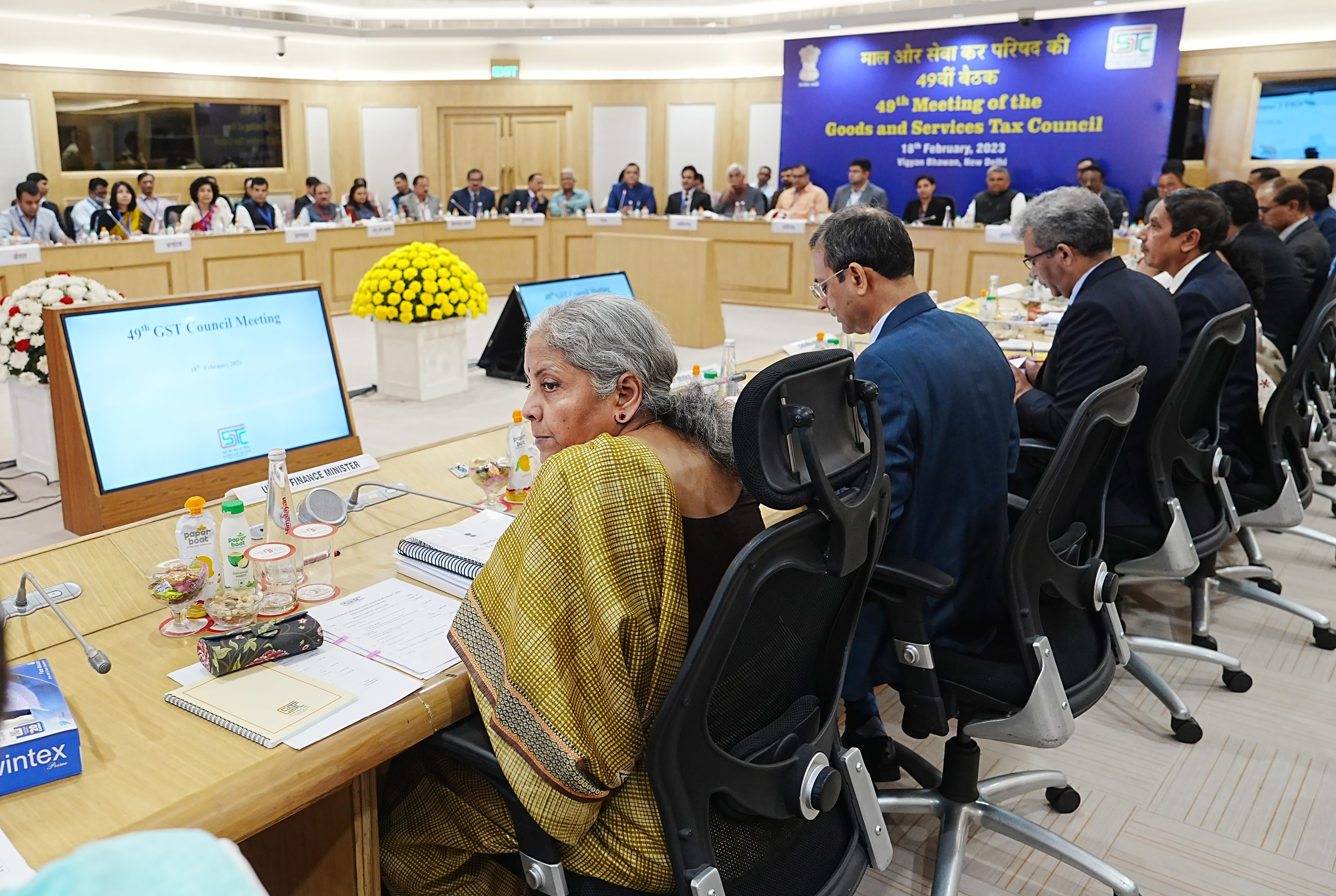 Govt caps maximum Goods and Services Tax cess rate on pan masala, tobacco; links rate to retail sale price Govt caps maximum Goods and Services Tax cess rate on pan masala, tobacco; links rate to retail sale price
