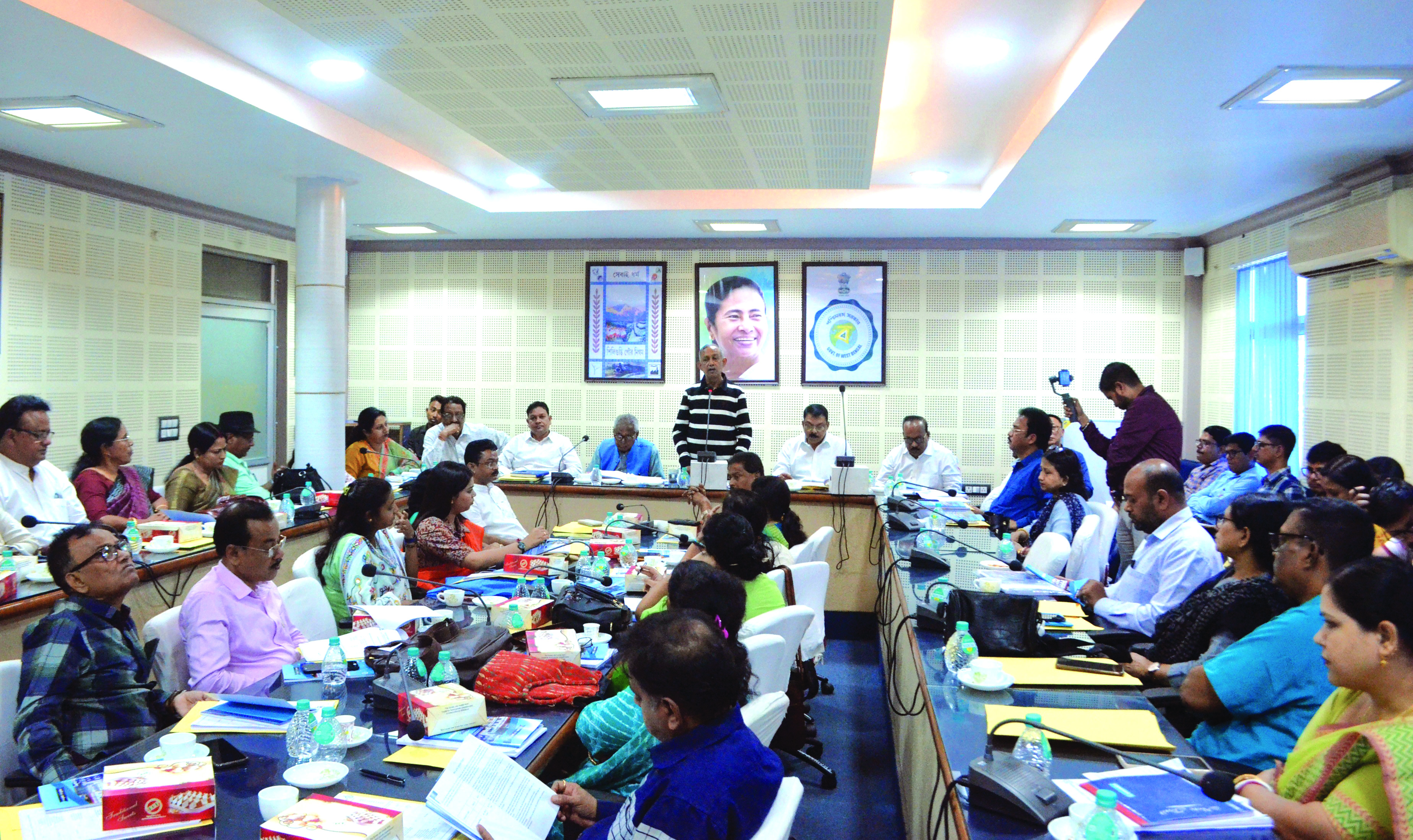 ‘Stringent measures needed to resolve traffic issues of Siliguri’