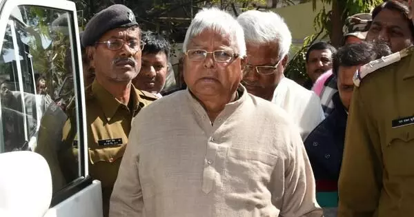 Fodder scam: Supreme Court refuses to issue notice on CBIs plea challenging bail to Lalu Prasad Yadav, tags it with pending petition