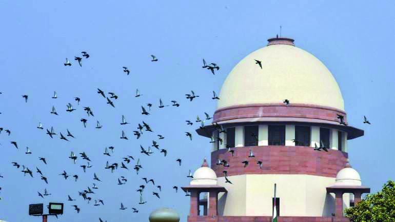 SC extends stay on proceedings against Kejriwal in UP over election law violation SC extends stay on proceedings against Kejriwal in UP over election law violation