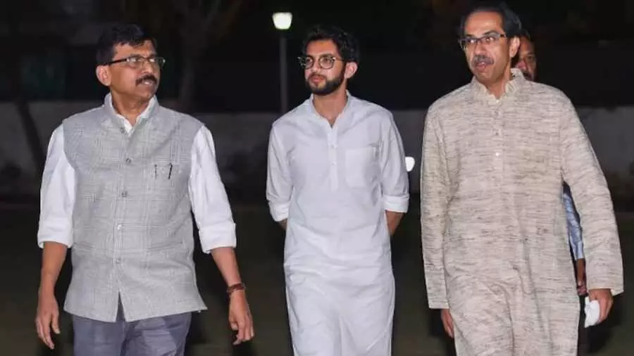 Delhi High Court issues summons to Uddhav Thackeray, Aditya Thackeray, Sanjay Raut on defamation plea