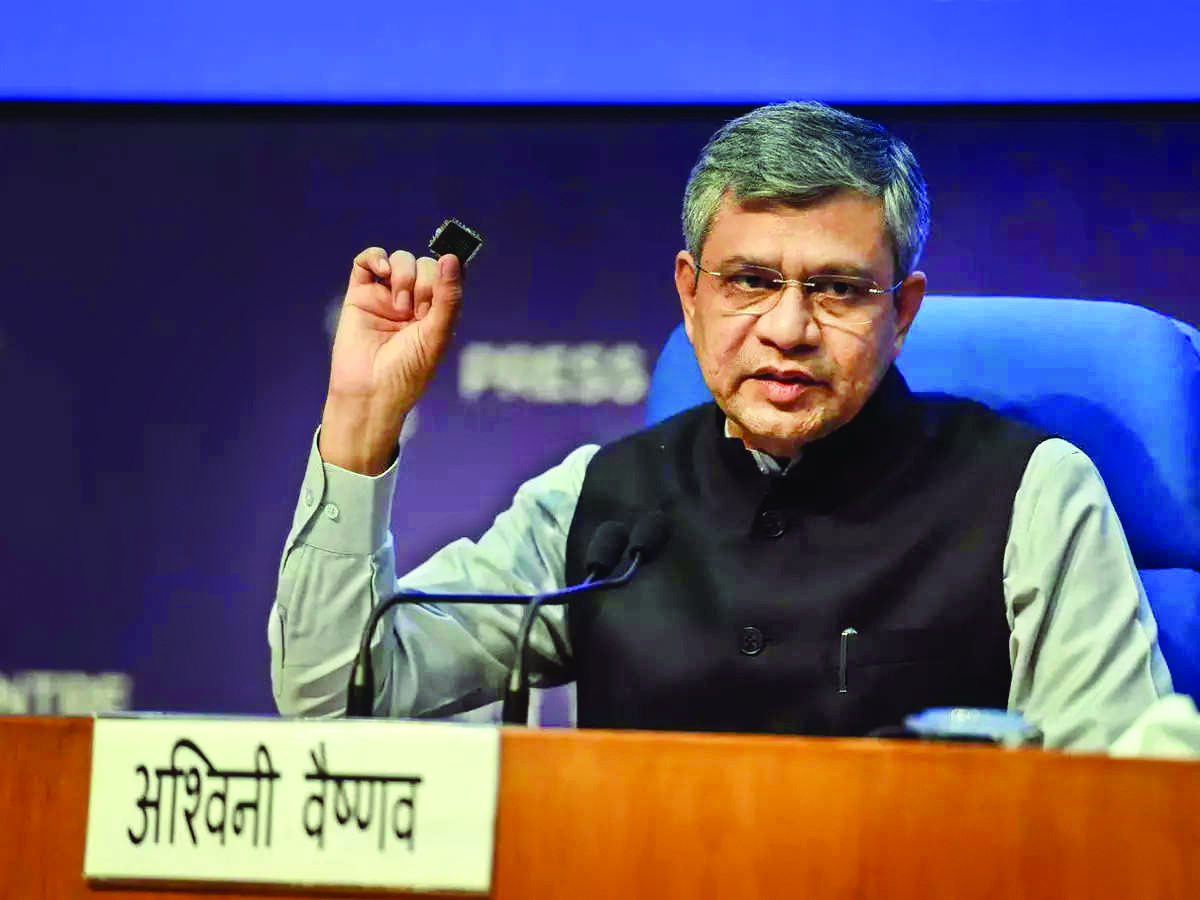 Govt directed to block over 30,000 web links since 2018: Vaishnaw