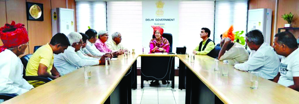 Farmers & lawyers meet Min to discuss issue of power subsidy Farmers & lawyers meet Min to discuss issue of power subsidy