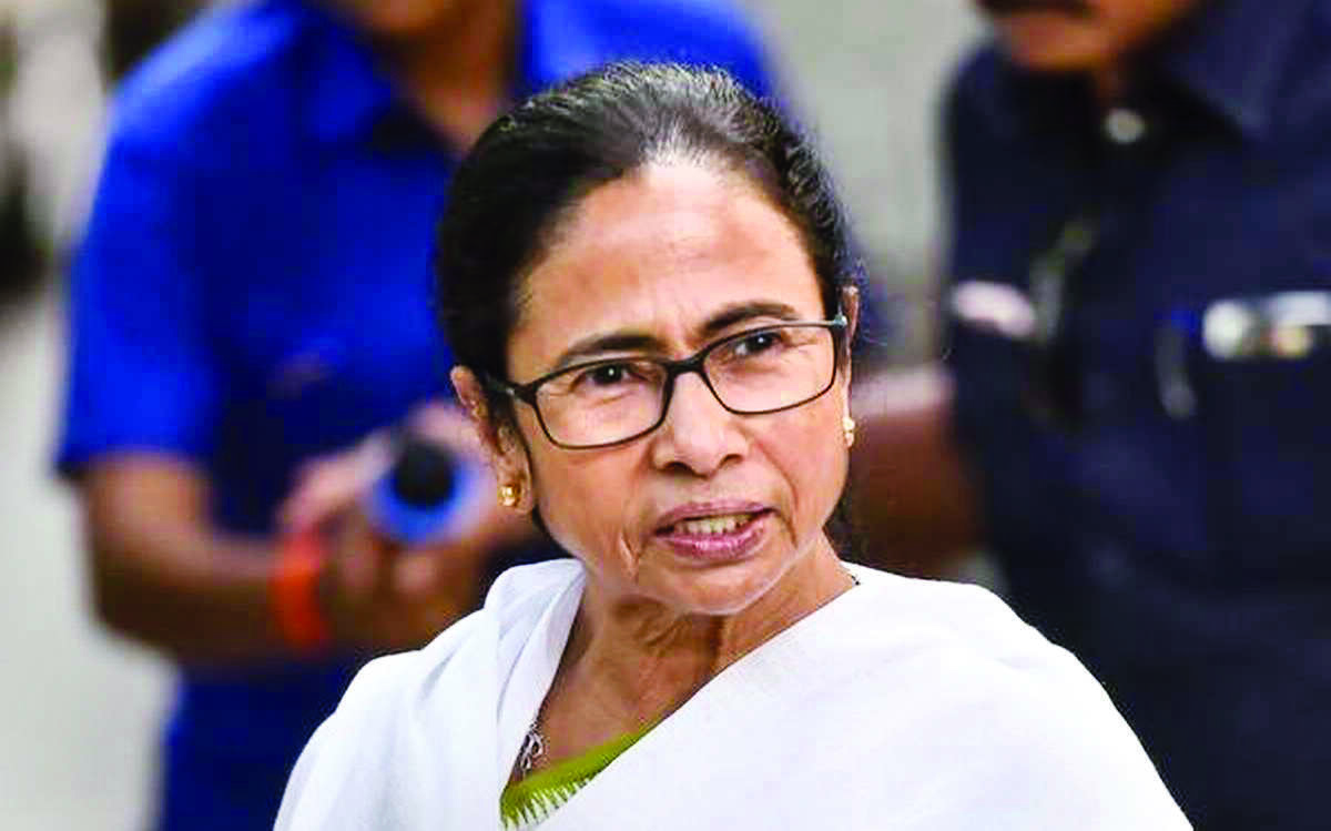 Delhi fire: Bengal CM Mamata announces Rs 2L compensation Delhi fire: Bengal CM Mamata announces Rs 2L compensation