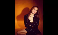 Musicians should definitely jam with each other: Rashmeet Kaur