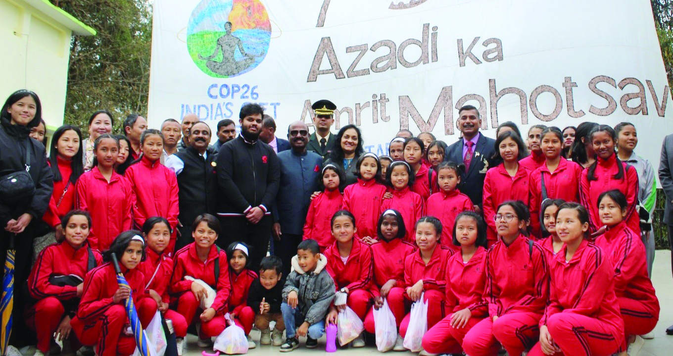 Beauty and goodness merges with nature in Darjeeling: Guv Beauty and goodness merges with nature in Darjeeling: Guv