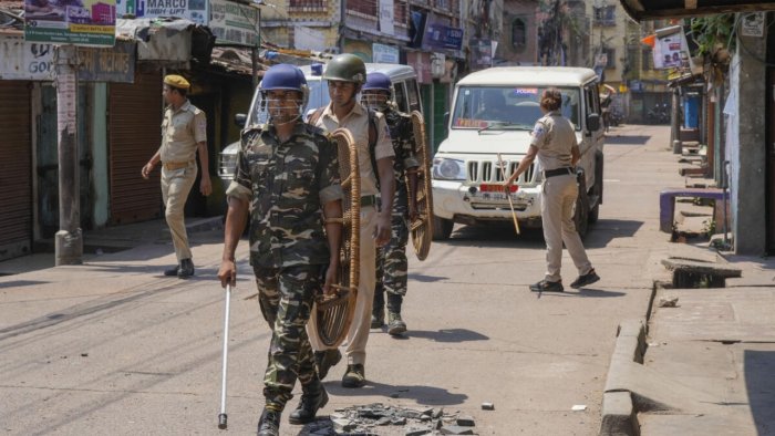 Central forces, police maintain close vigil on Hanuman Jayanti celebrations post Ram Navami violence in West Bengal Central forces, police maintain close vigil on Hanuman Jayanti celebrations post Ram Navami violence in West Bengal