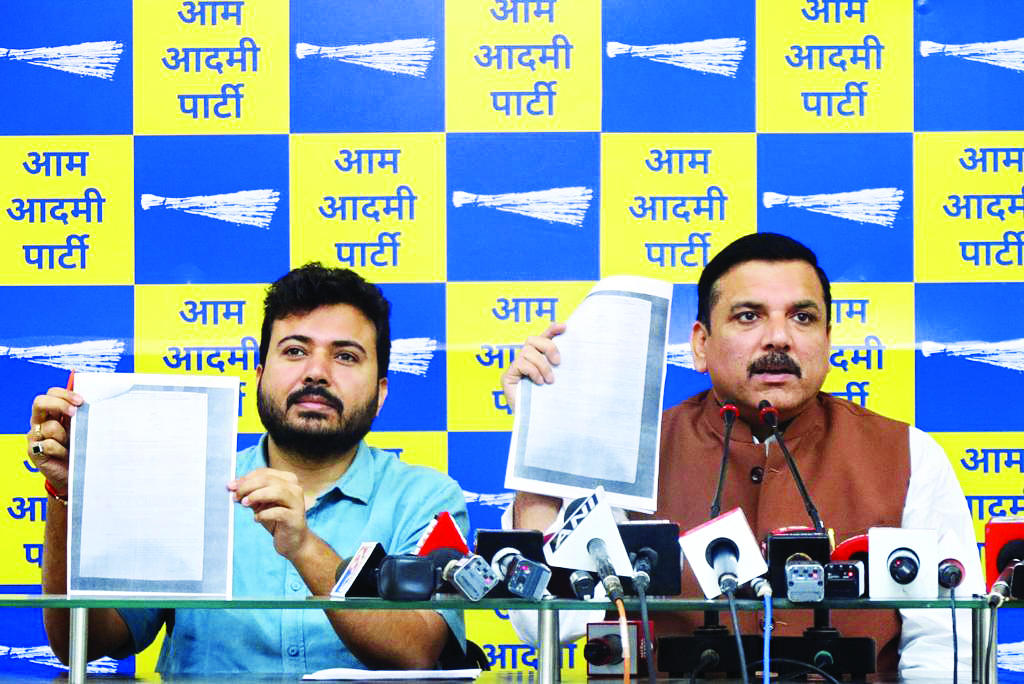 AAP: BJP planning to demolish govt school near its central office