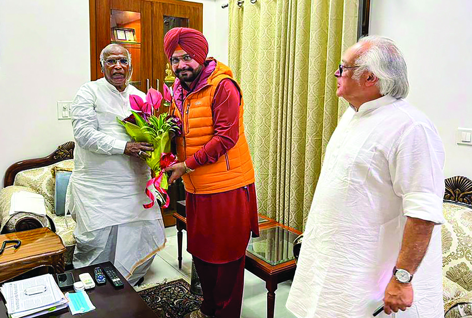 ‘Credibility thy name is Mallikarjun Kharge’: Sidhu after meeting Congress president