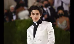 Timothee Chalamet will sing for Bob Dylan biopic: James Mangold Timothee Chalamet will sing for Bob Dylan biopic: James Mangold