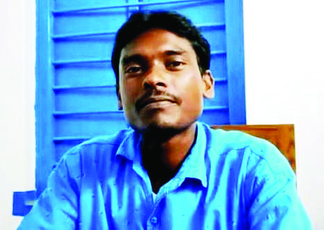 Panchayat Pradhan works as labourer to eke out a living Panchayat Pradhan works as labourer to eke out a living