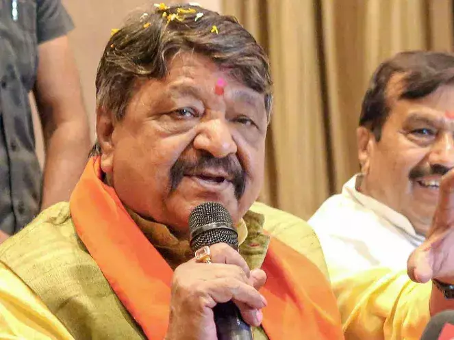 MP Congress MLA supports BJP leader Kailash Vijayvargiya over Shurpanakha remark