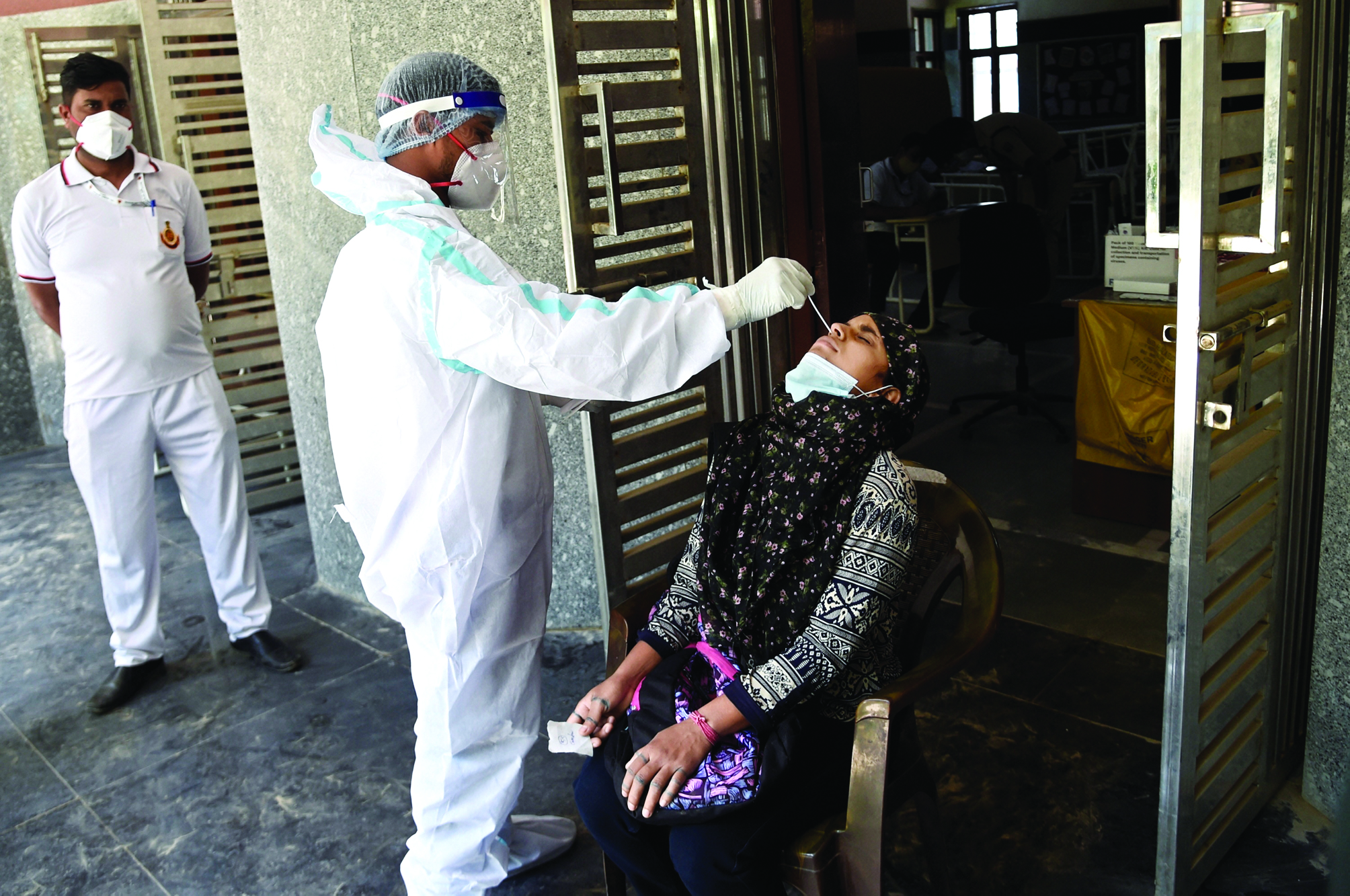 Single-day Covid-19 cases count crosses 1,000-mark in 7 months