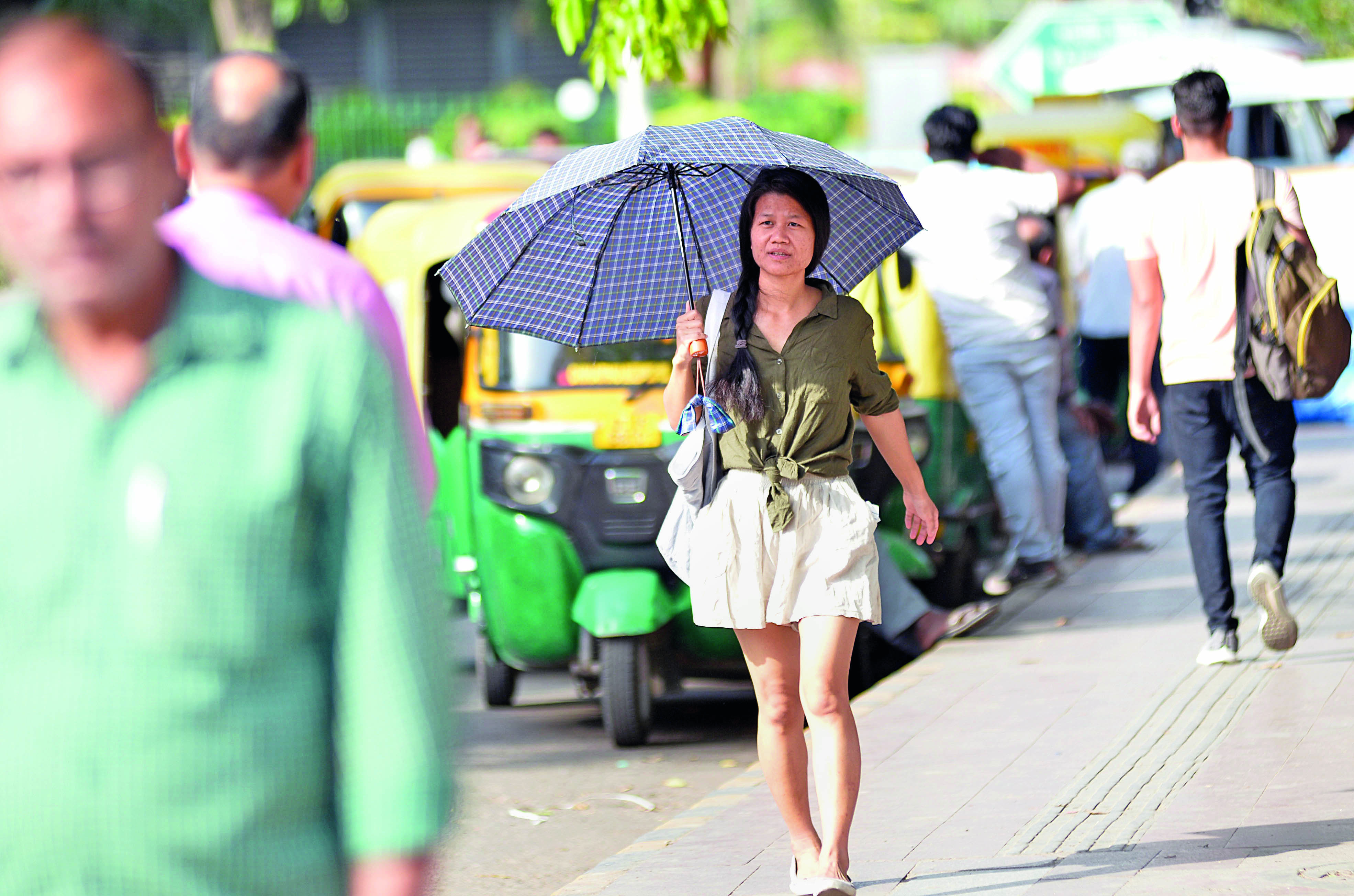 IMD issues heatwave warning for parts of Bengal, Odisha, Andhra, Bihar