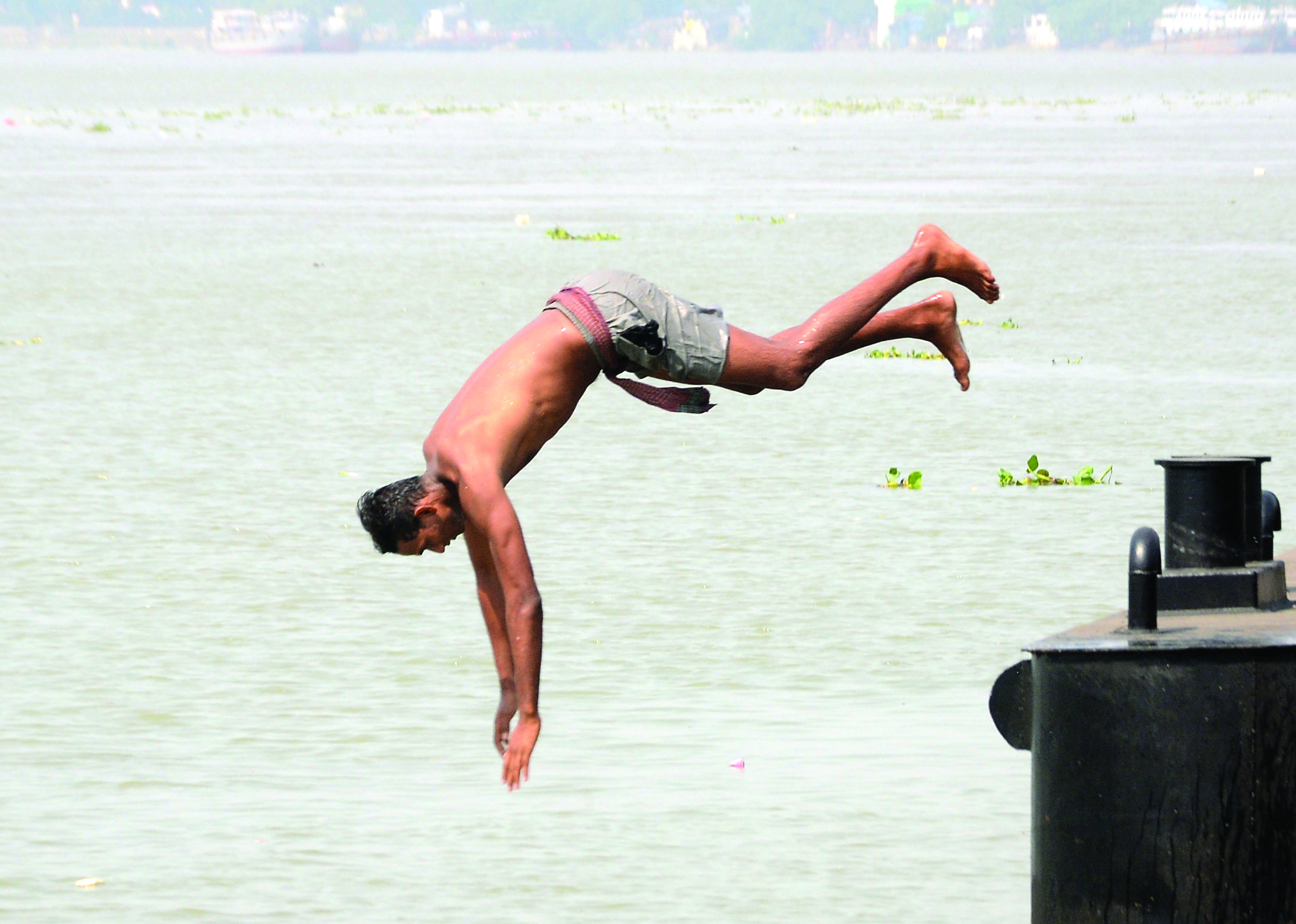 ‘Western parts to see highest temp at 44 0C in next 3 days’ ‘Western parts to see highest temp at 44 0C in next 3 days’