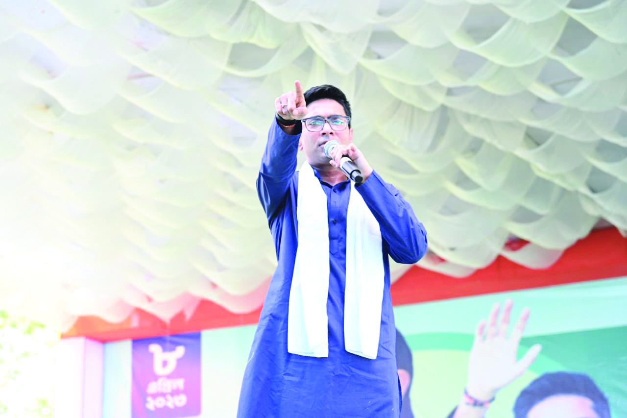 Abhishek likely to begin booth level campaign by end of April