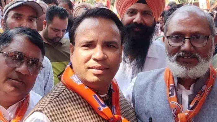 BJP leader Balwinder Gill shot at, injured in Amritsar