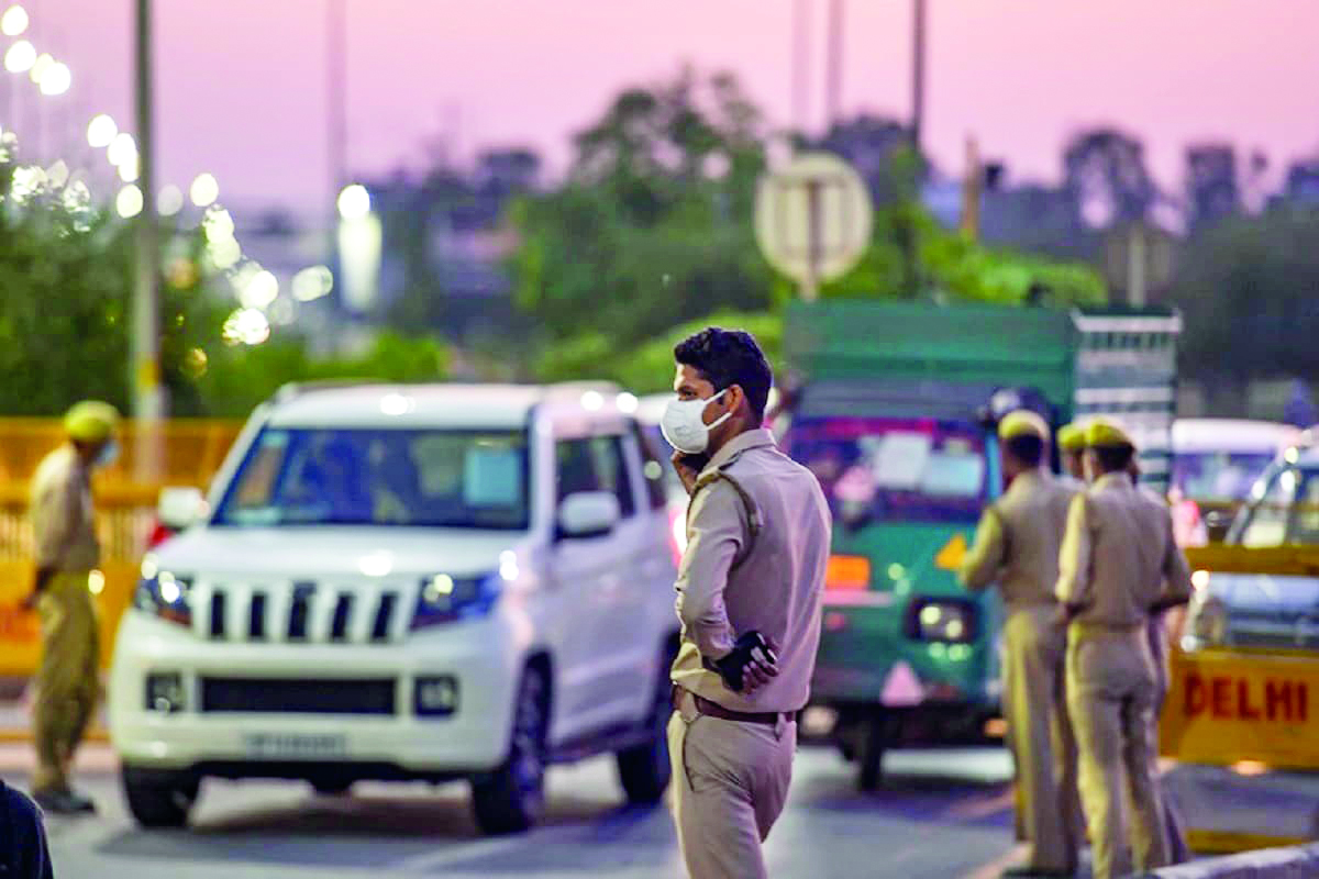 2 brothers-in-law arrested for cyber cheating by Delhi Police