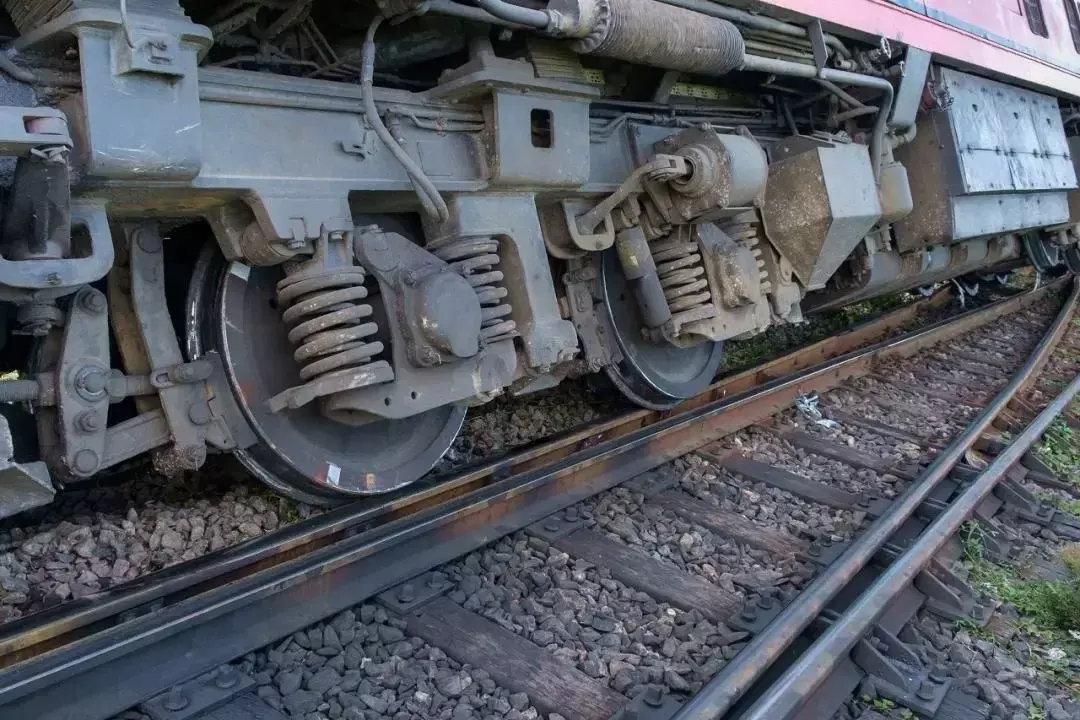 Madhya Pradesh: 6 railway personnel injured as goods trains derails after hitting another train Madhya Pradesh: 6 railway personnel injured as goods trains derails after hitting another train