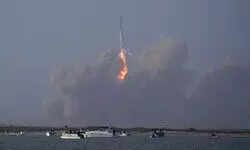 SpaceX giant rocket explodes minutes after launch from Texas SpaceX giant rocket explodes minutes after launch from Texas