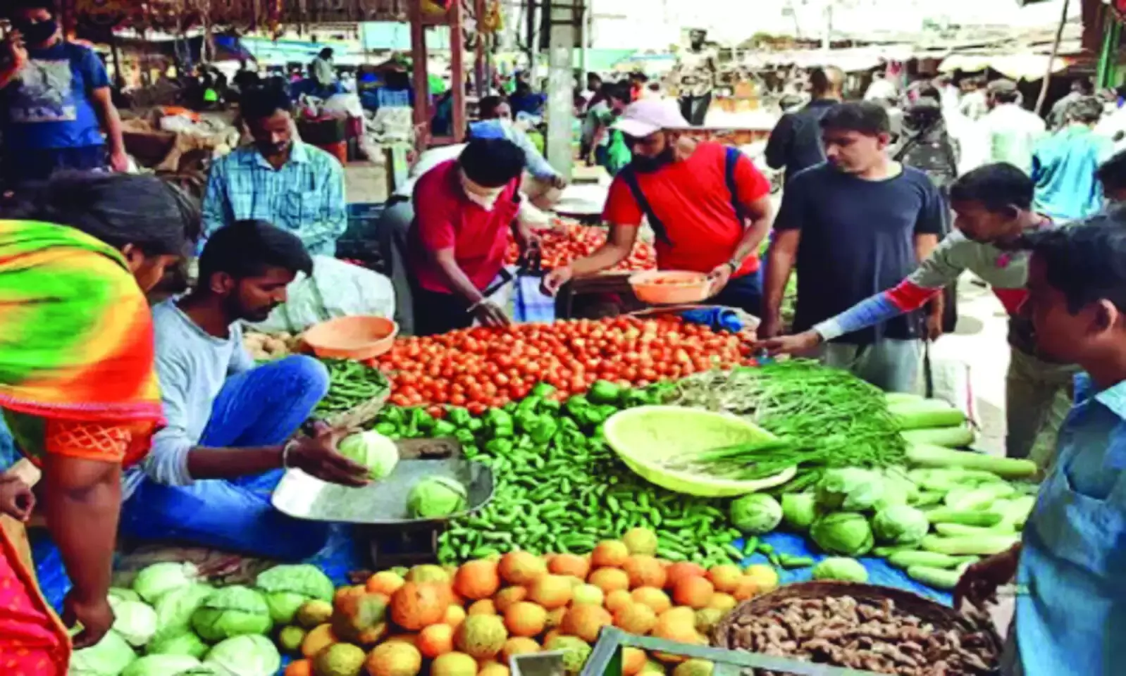 Prices of vegetables soar due to intense heat