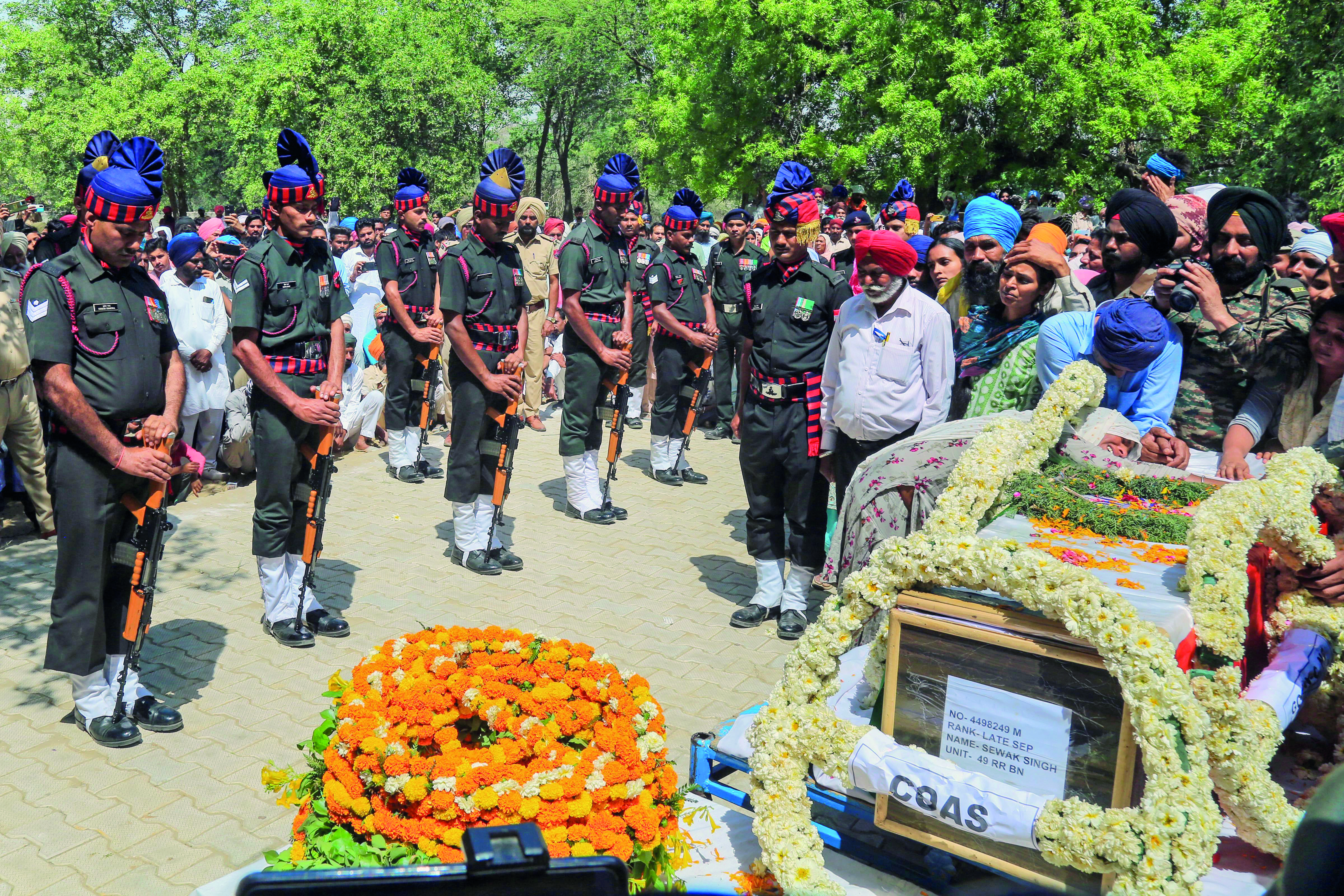 Cordon-&-search operation enters Day 2, top officials visit terror attack site Cordon-&-search operation enters Day 2, top officials visit terror attack site